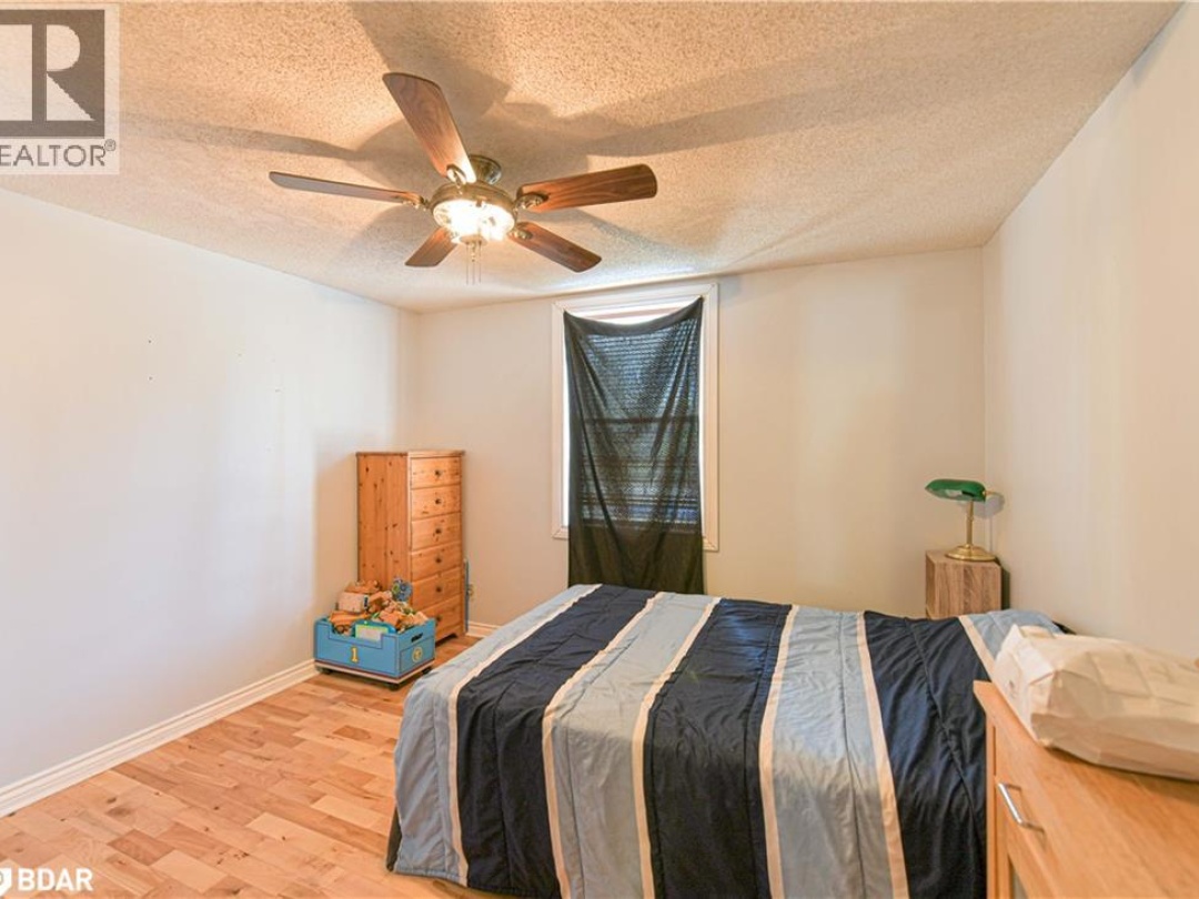 3323 PARK ROAD Road, 