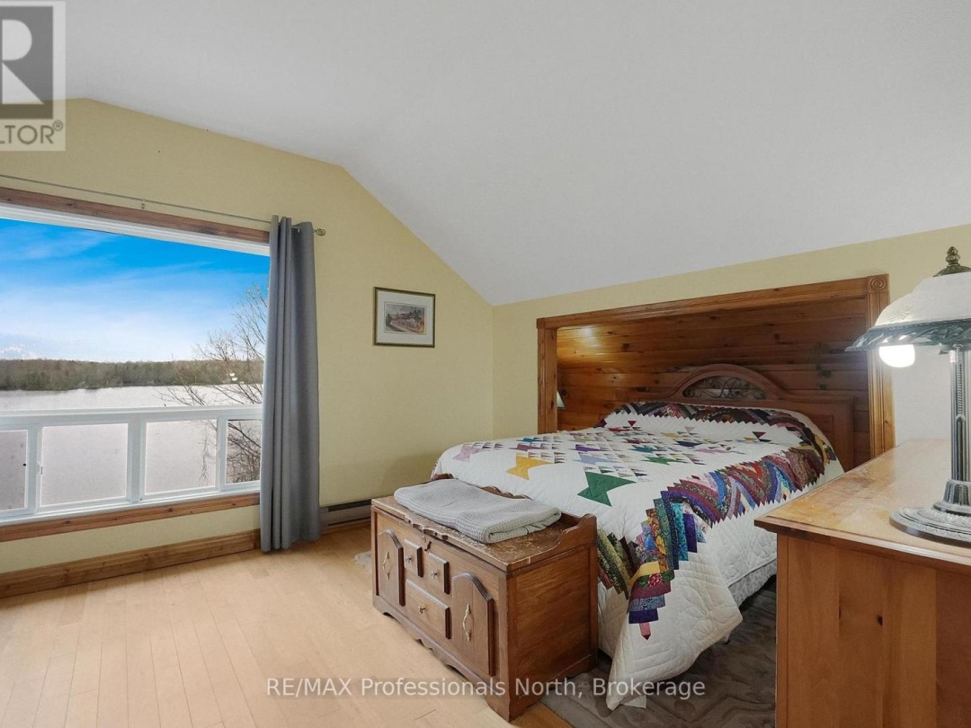 7254 HIGHWAY 35, Shadow Lake