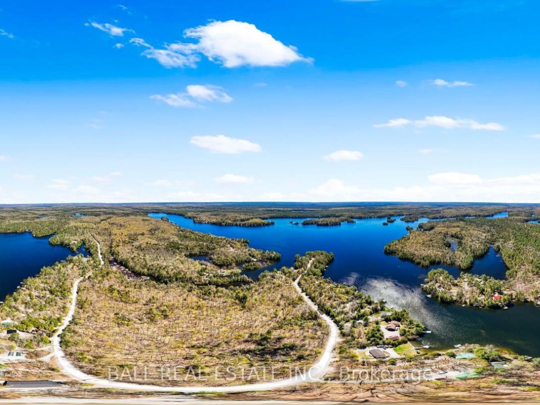 479 EAST CLEAR BAY ROAD, Crystal Lake