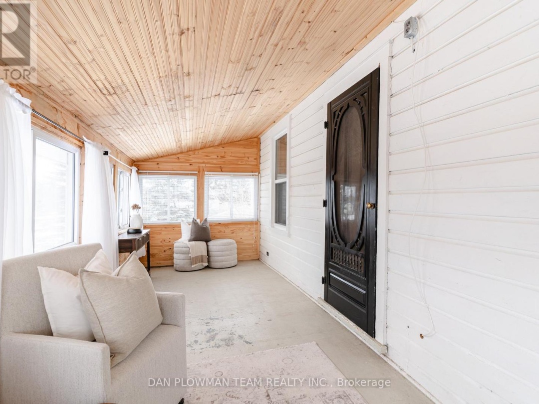48 DUNN STREET, Kawartha Lakes (Bobcaygeon)