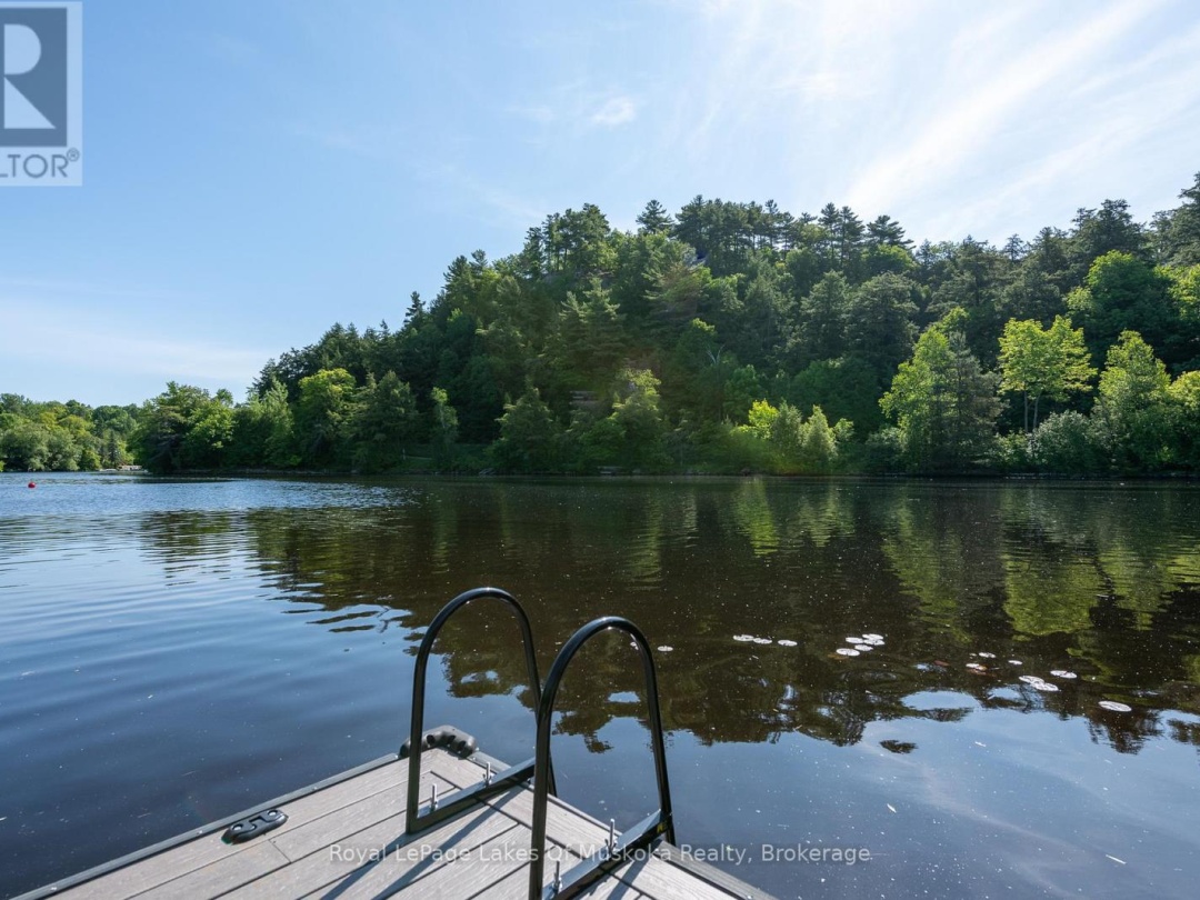 9 MOUNTVIEW AVENUE, Muskoka River