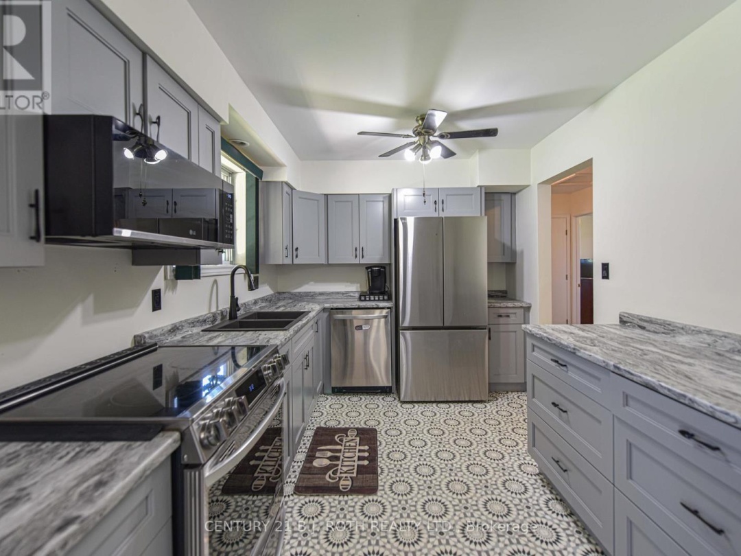 123 WELLINGTON STREET, Ramara (Atherley)