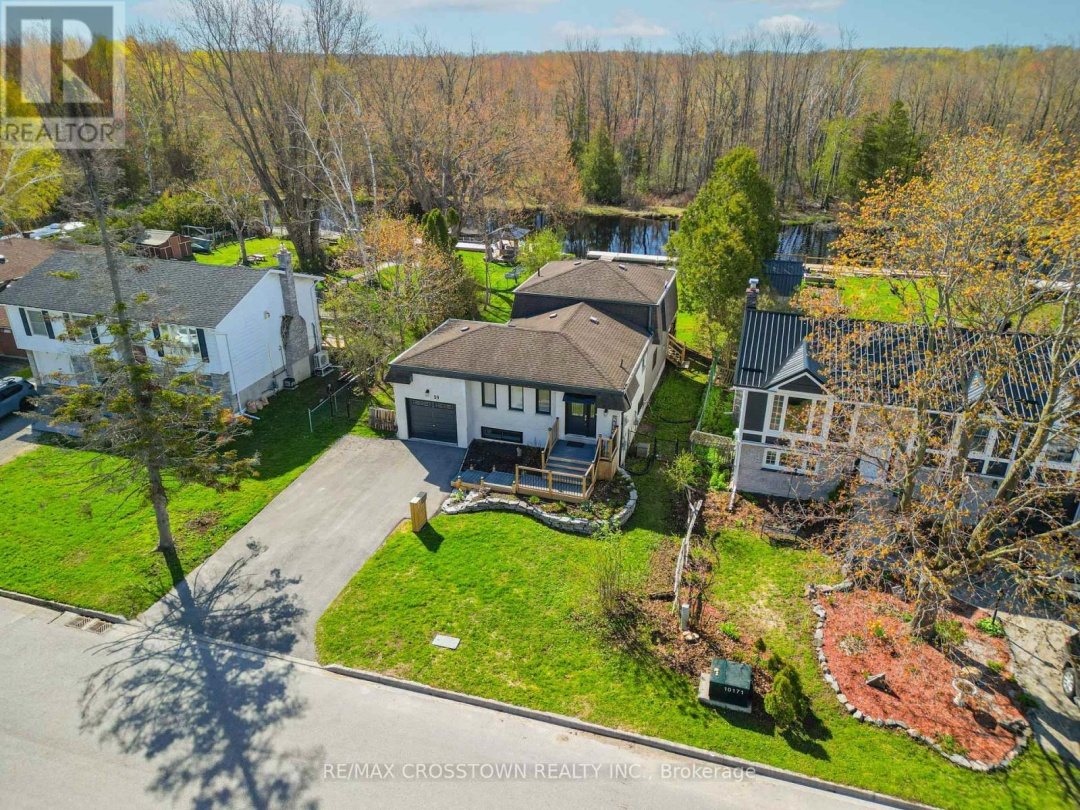 59 LANKIN BOULEVARD, Canal Lake