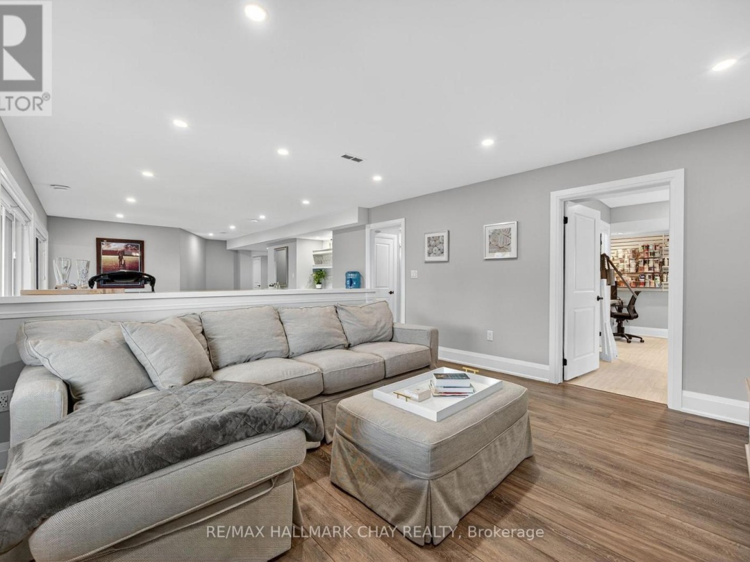 23 GELDERLAND CRESCENT, 