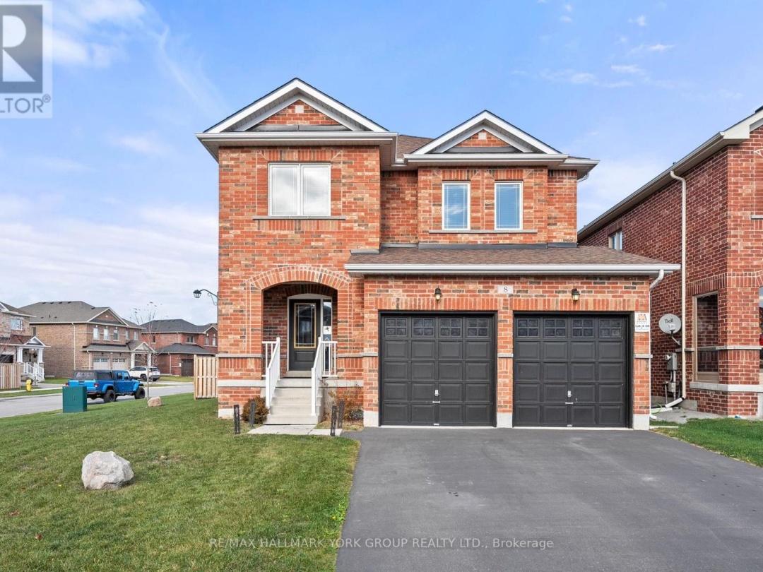 8 POLLOCK AVENUE, Lake Simcoe