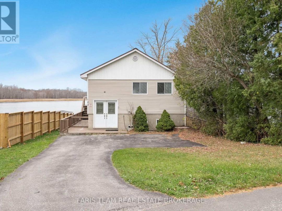 122 MITCHELLS BEACH ROAD, Georgian Bay