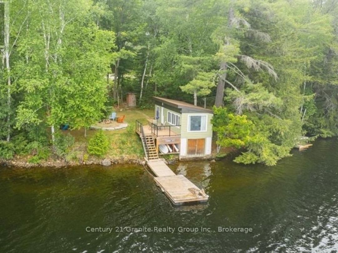 6087 HALIBURTON LAKE ROAD, Haliburton Lake