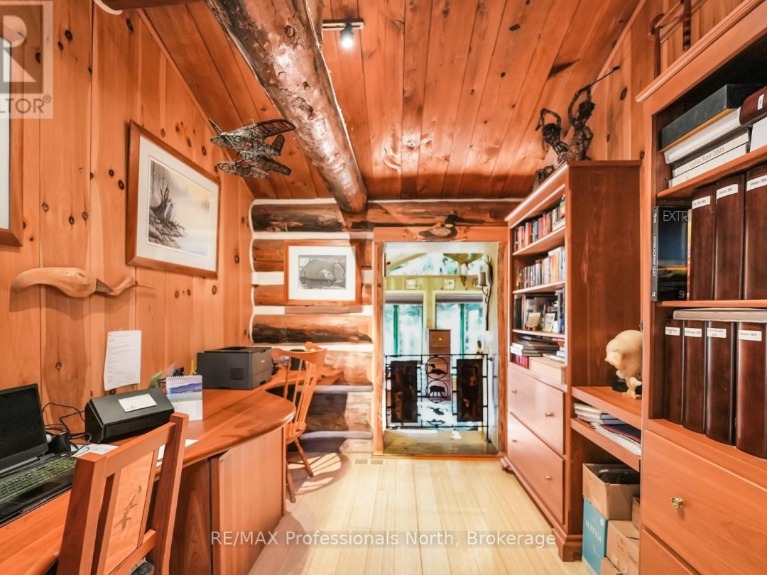 2718 WILKINSON ROAD, Kennisis Lake