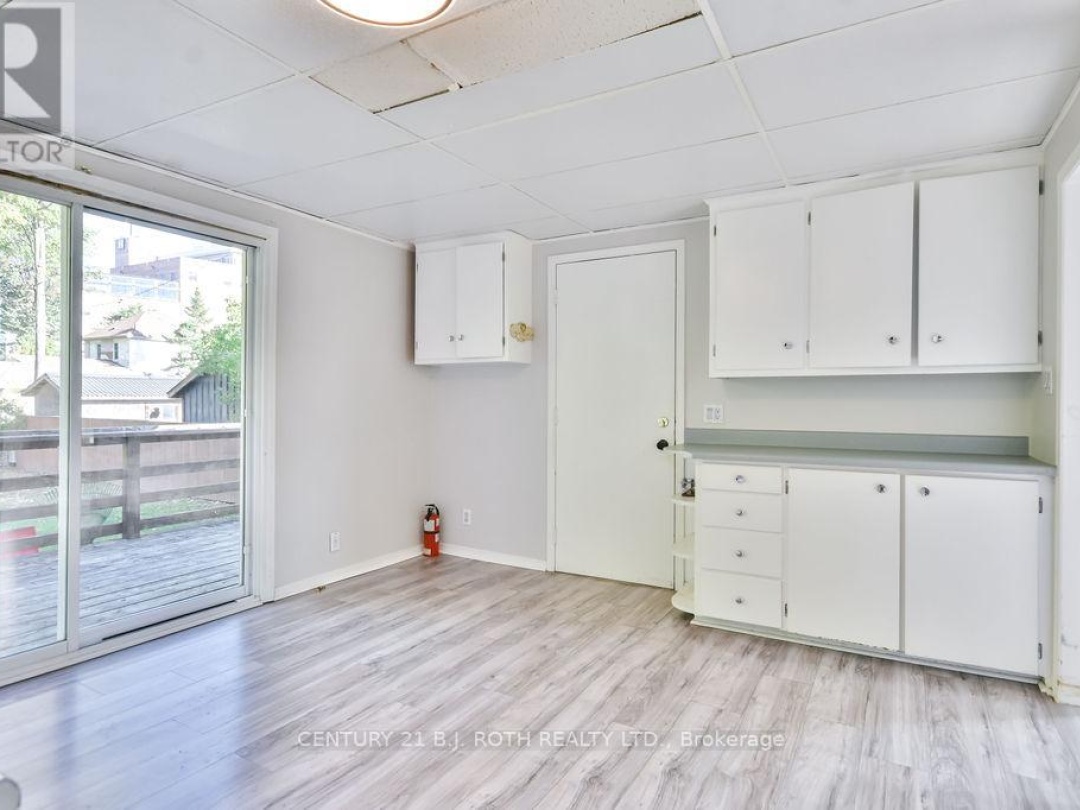 200 EDWARD STREET, 