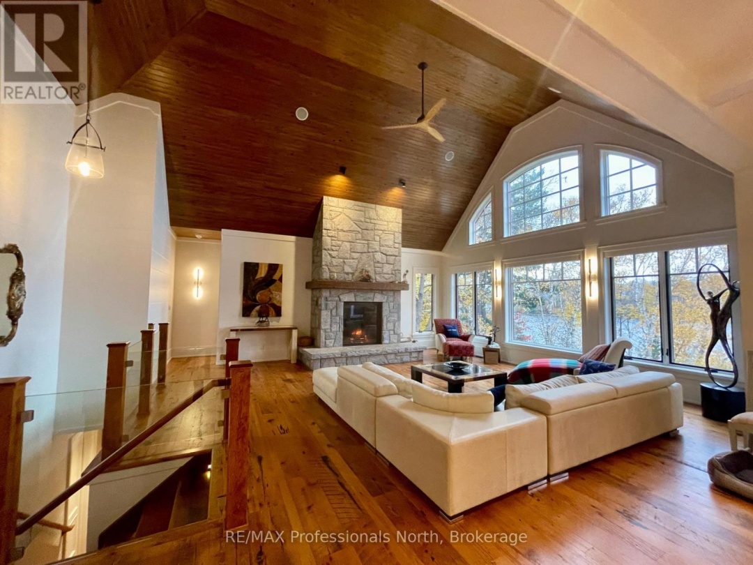 11 TIPPER LANE, 