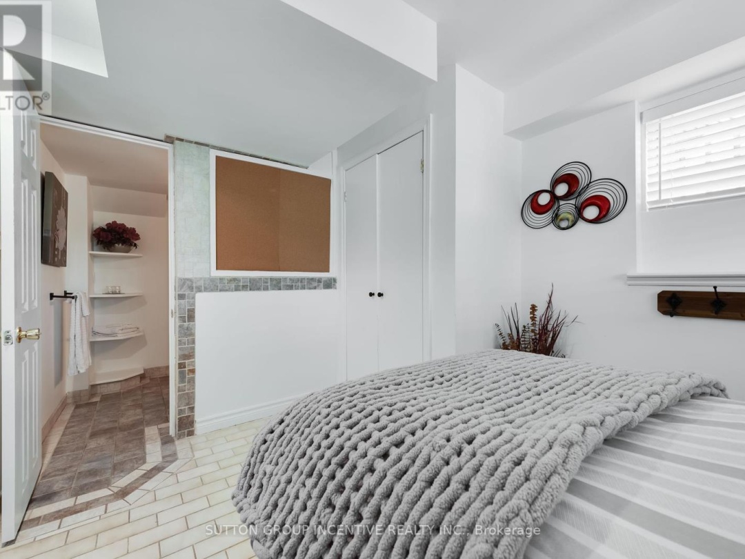 55 VANESSA DRIVE, 