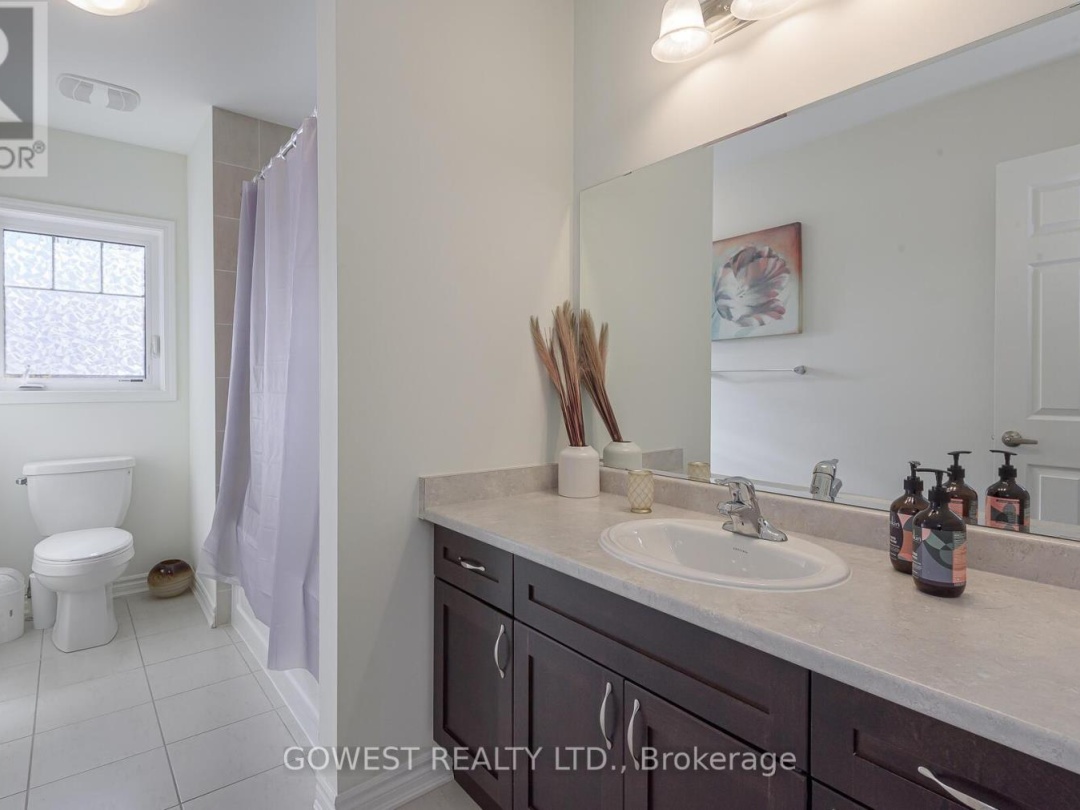45 STOTHER CRESCENT, Bracebridge (Macaulay)
