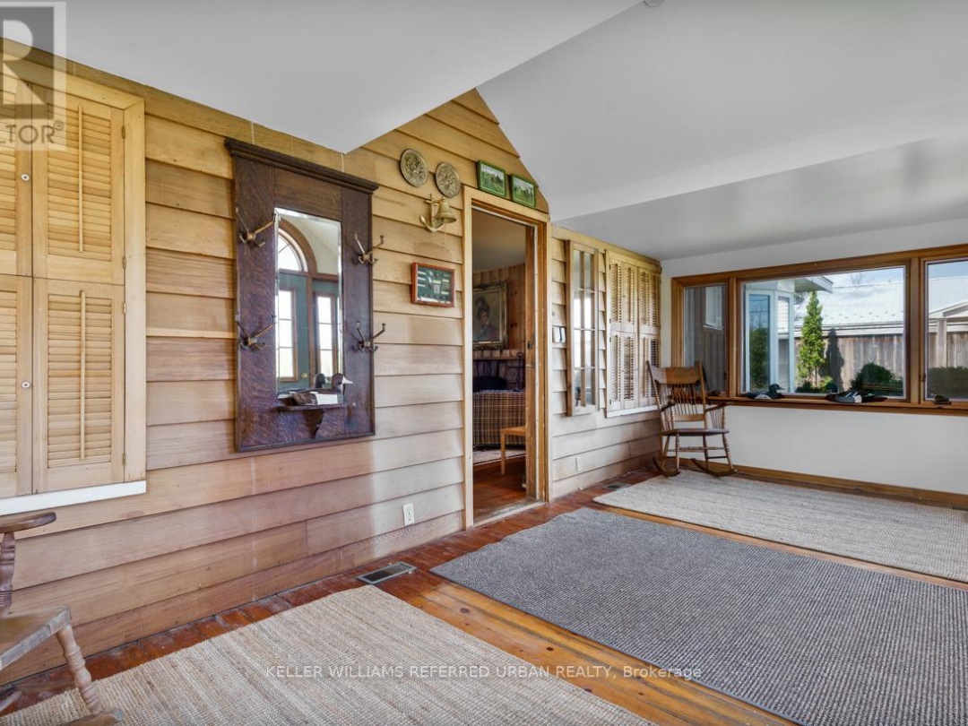 26950 Cedarhurst Beach Road, Lake Simcoe