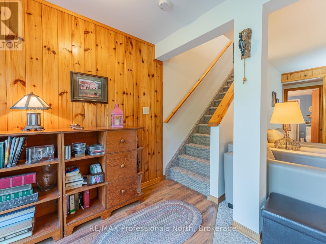 1029 LOYALIST DRIVE, 