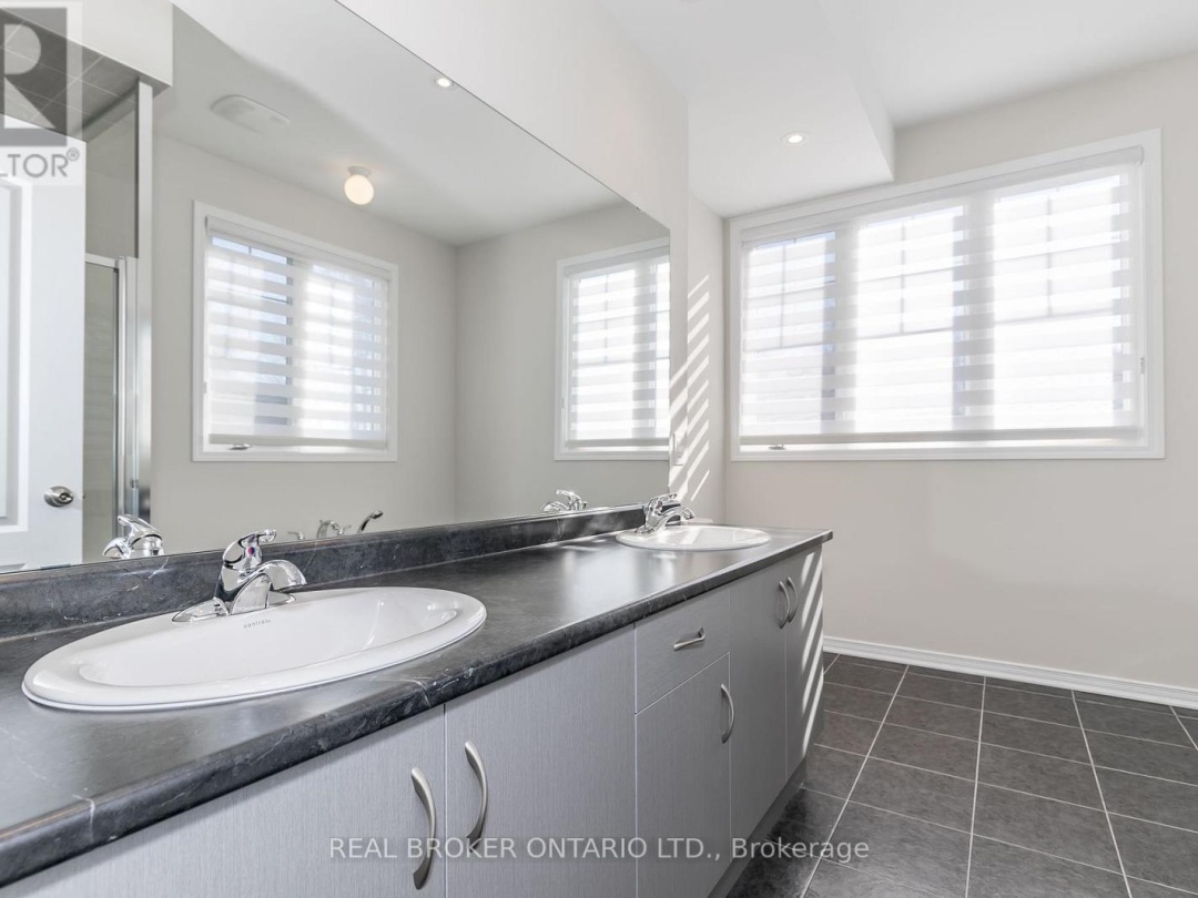 47 MARINA VILLAGE DRIVE, Georgian Bay