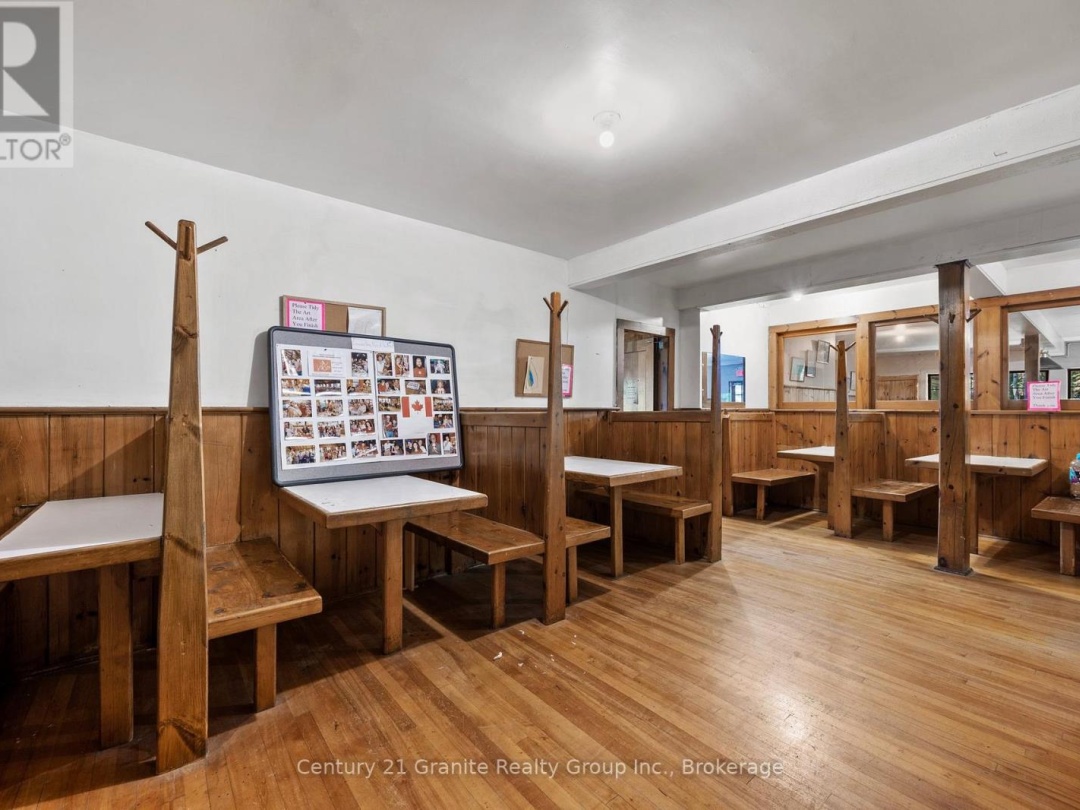 3437 KASHAGAWIGAMOG LAKE ROAD, 