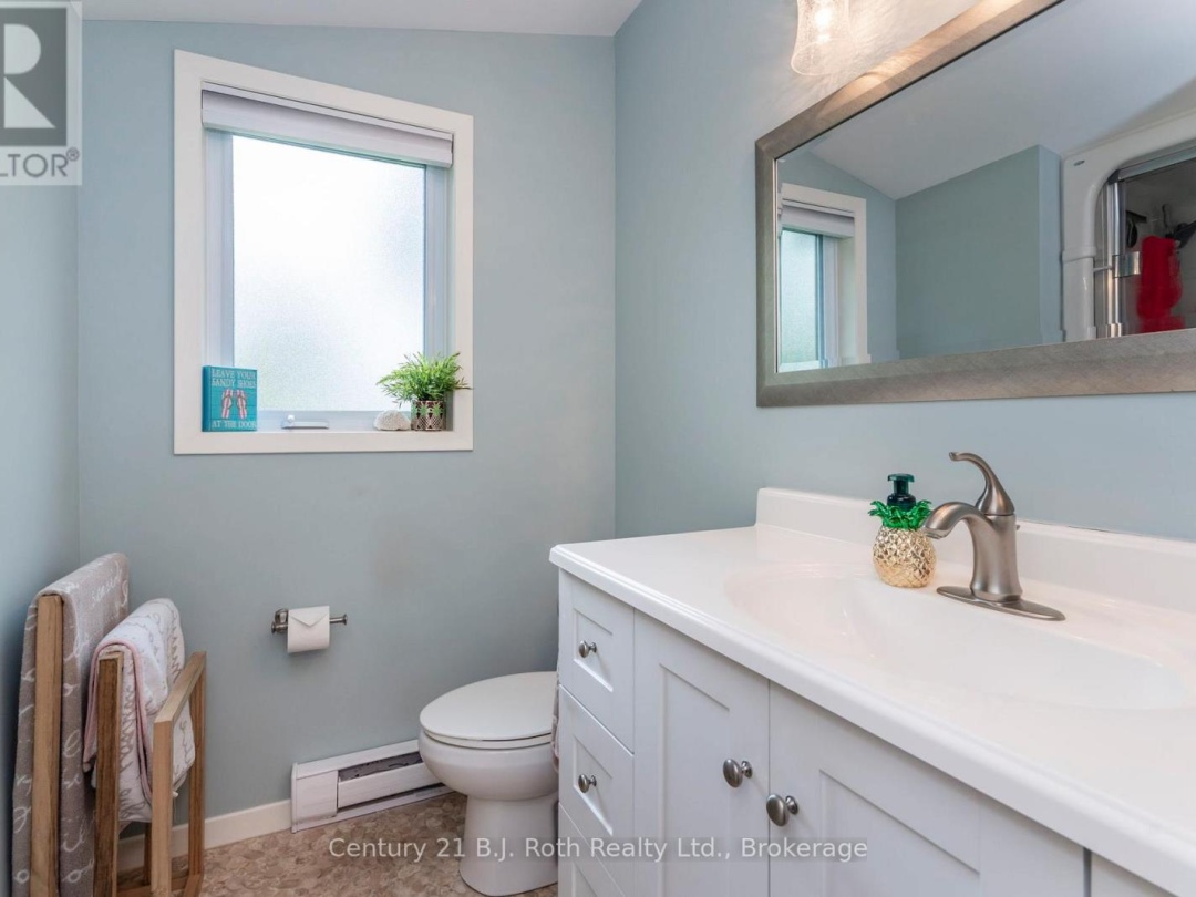 24 WILCOX ROAD, Georgian Bay