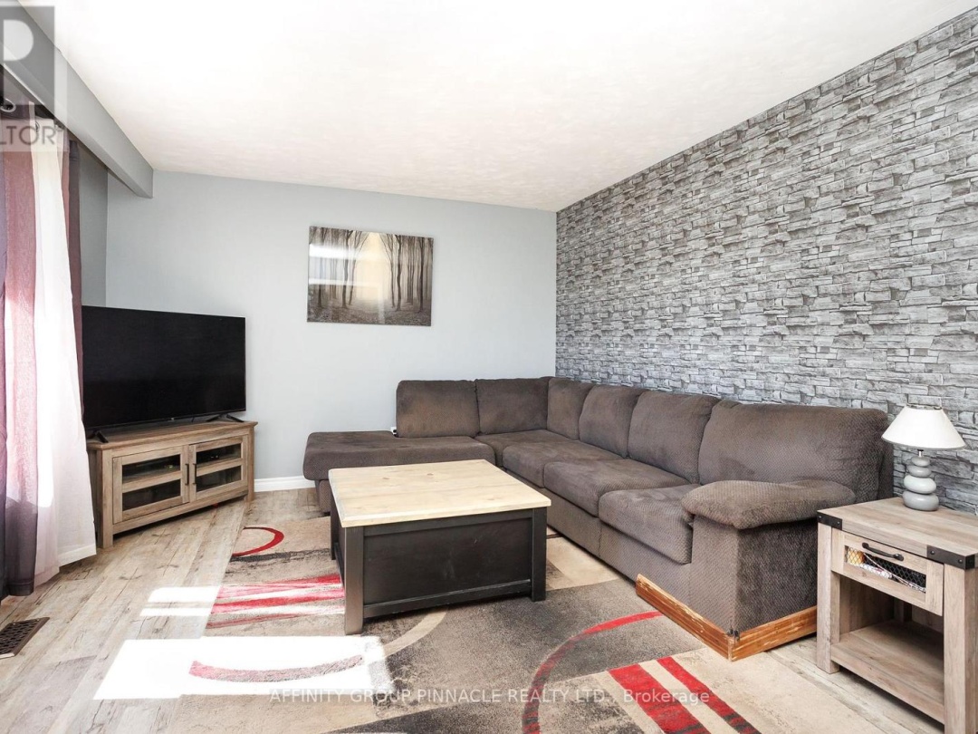 6077 35 HIGHWAY, Kawartha Lakes (Somerville)