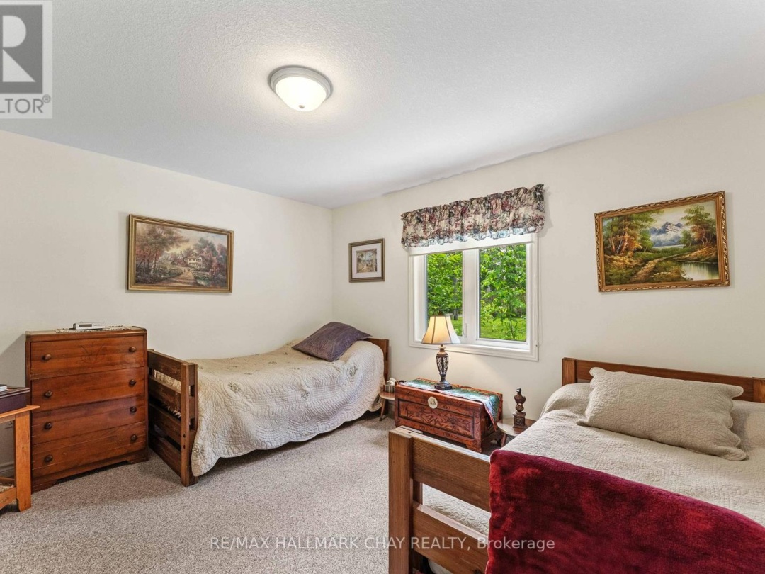 1832 KILWORTHY ROAD, Sparrow Lake