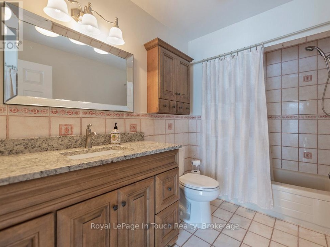285 CROOKED BAY ROAD, Georgian Bay (Baxter)