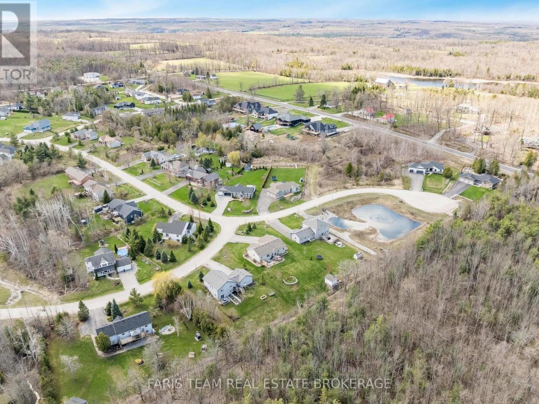 53 BOYD CRESCENT, Oro-Medonte (Moonstone)