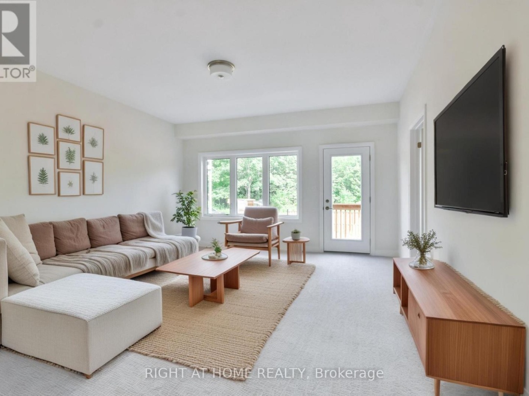3056 SANDY ACRS AVENUE, Severn (West Shore)