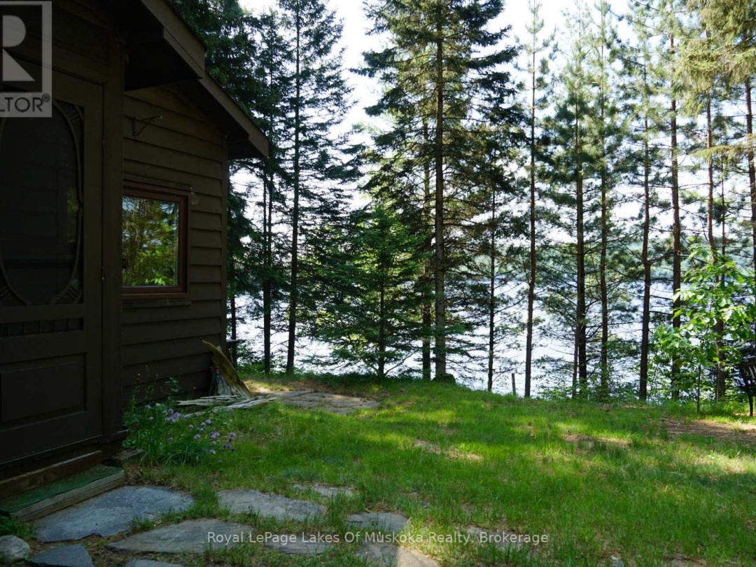 1173 HIGHWAY 60, Lake of Two Rivers