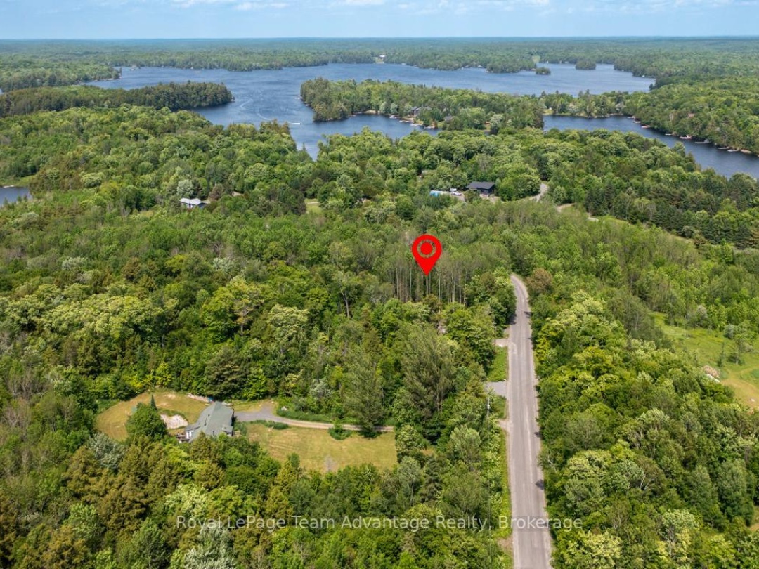 40 SUNNYSHORE PARK DRIVE, McKellar