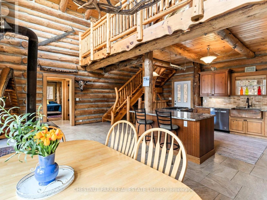 1068 RATTLESNAKE ROAD, Redstone Lake