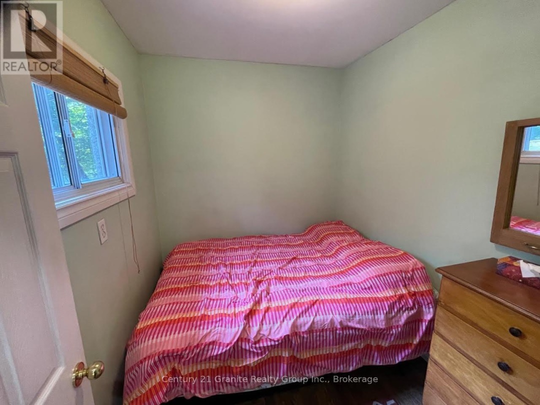 1013 MISKWABI LAKE ROAD, 