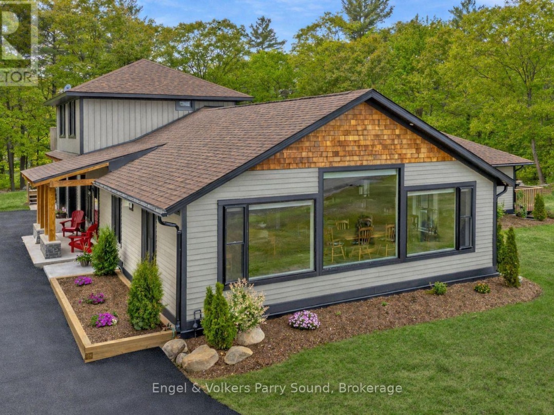 49 REGENCY DRIVE, Richmond Lake