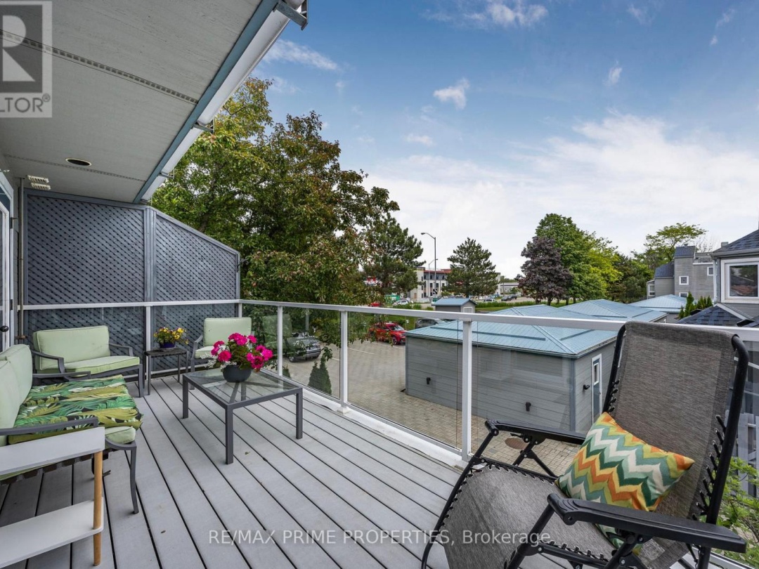 201 - 585 ATHERLEY ROAD, Lake Simcoe