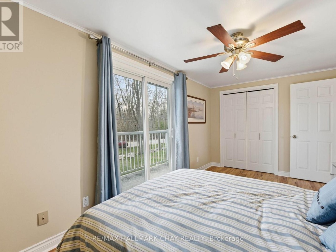 4350 PLUM POINT ROAD, Lake Simcoe