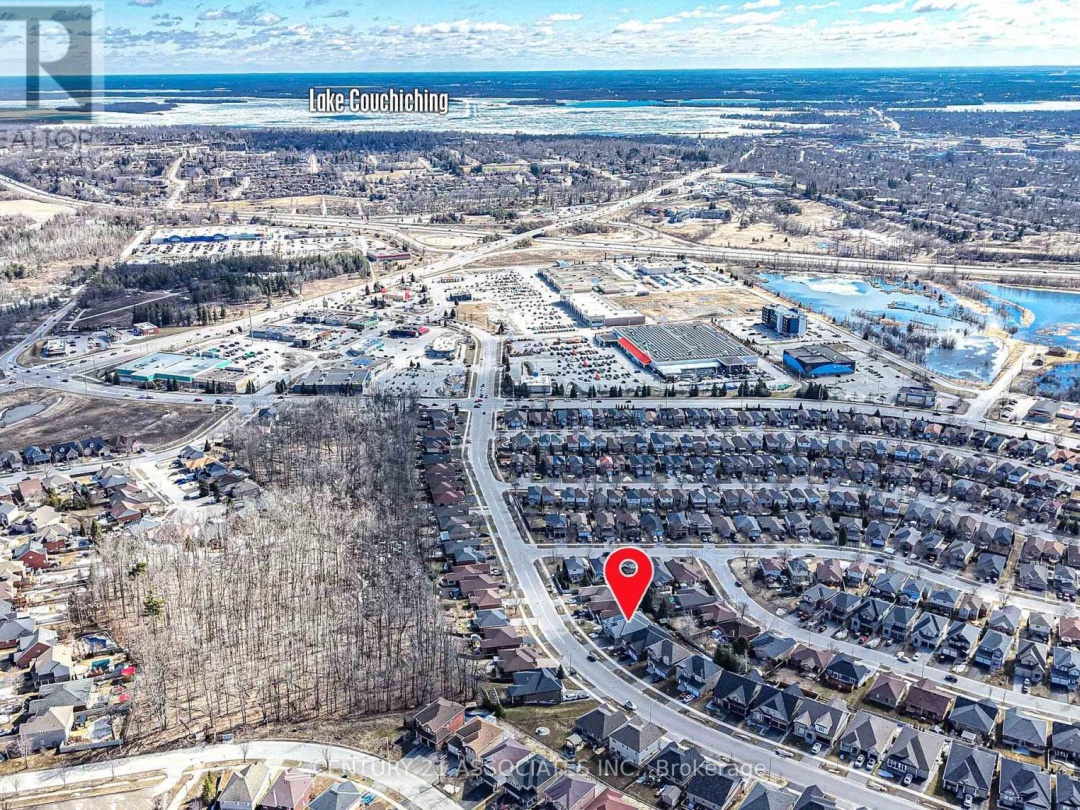 3155 MONARCH DRIVE, Orillia