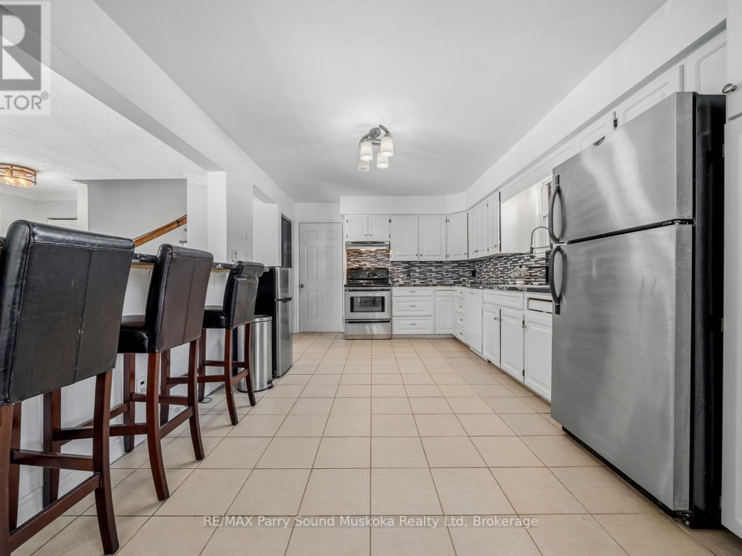 55 A CASCADE STREET E, Parry Sound