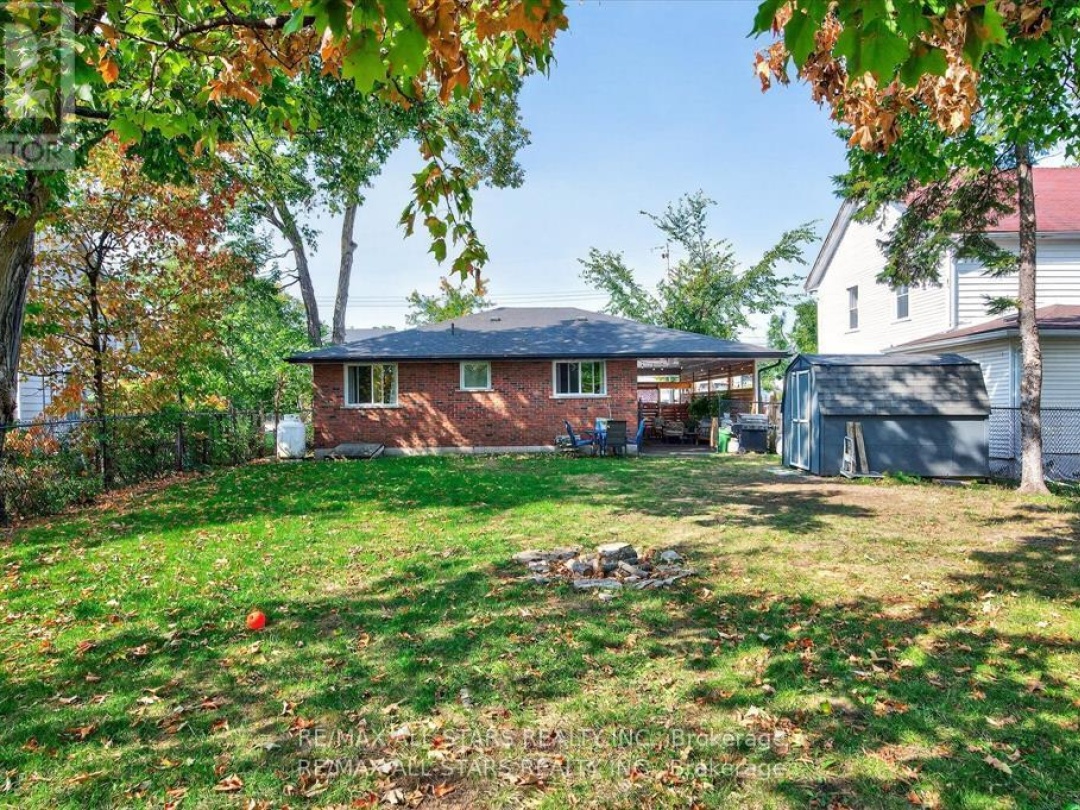 34 WILLIAM STREET, Kawartha Lakes (Bobcaygeon)