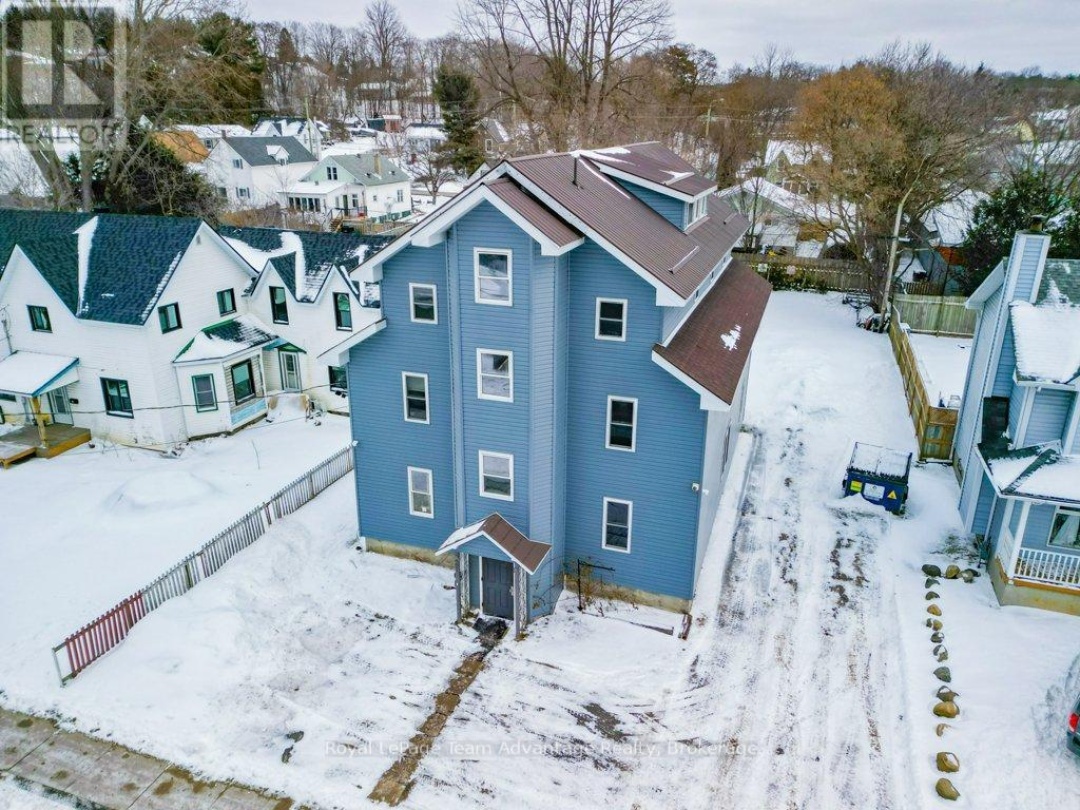 21 River Street, Parry Sound