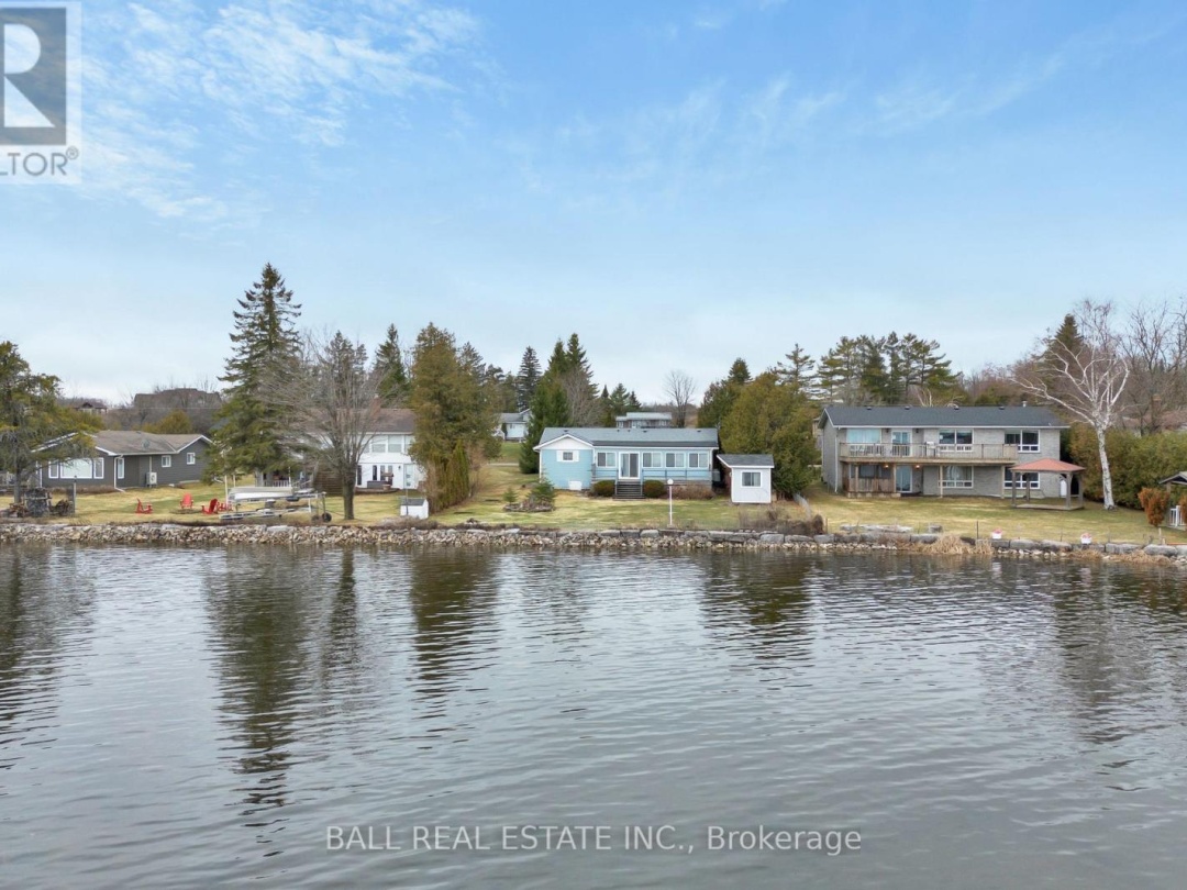 11 LAKEVIEW CRESCENT, Pigeon Lake
