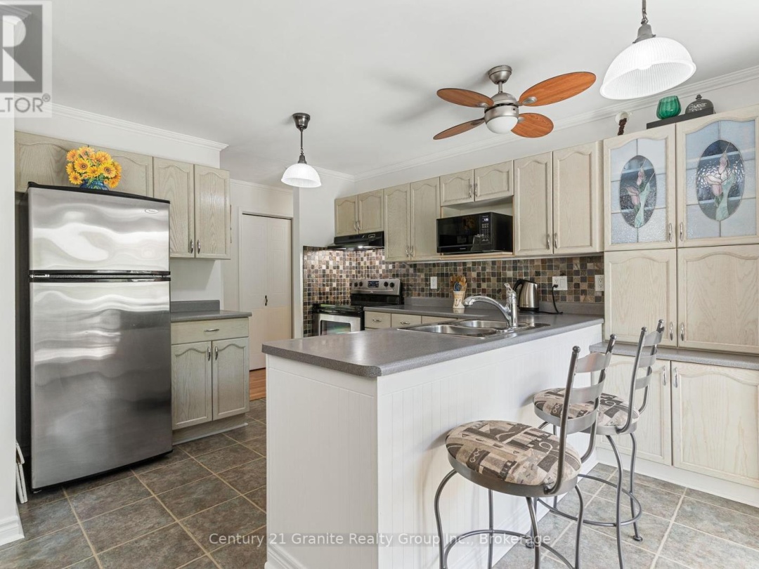 4 BIRCH CRESCENT, 