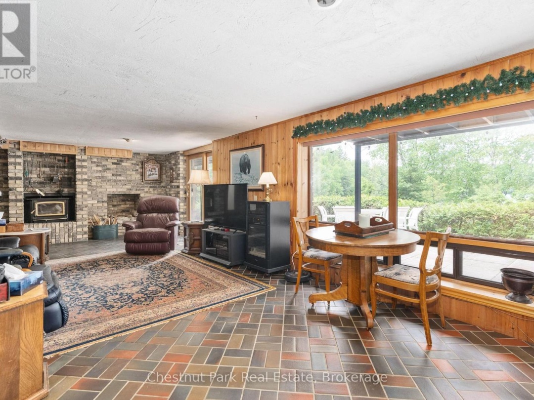 652 NORTH WASEOSA LAKE ROAD, Waseosa Lake