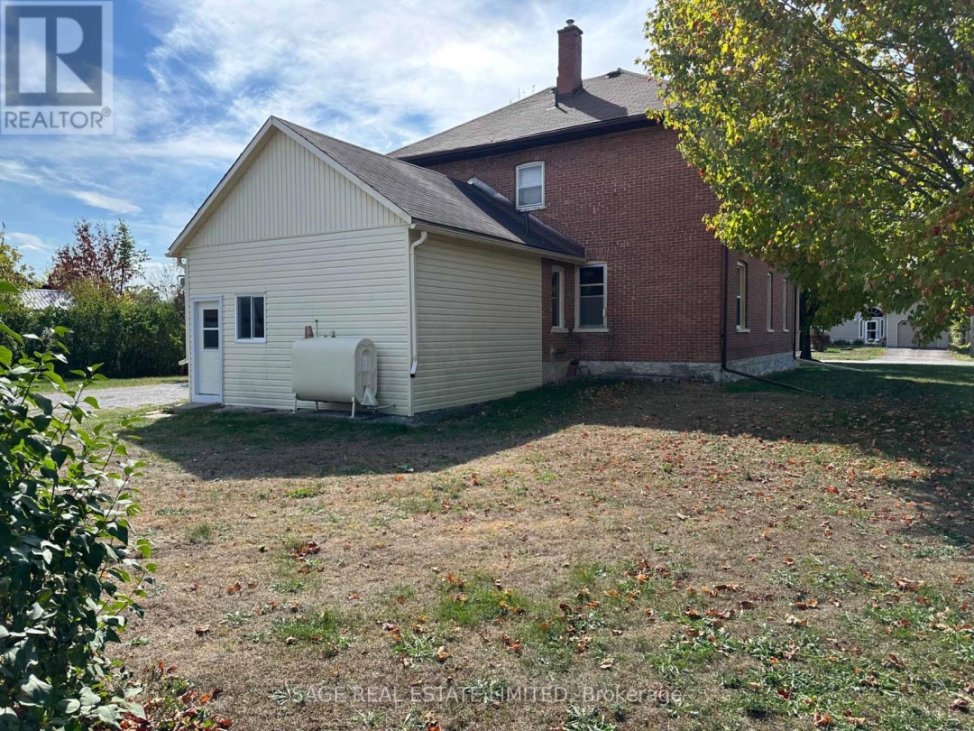 33 JOHN STREET, 