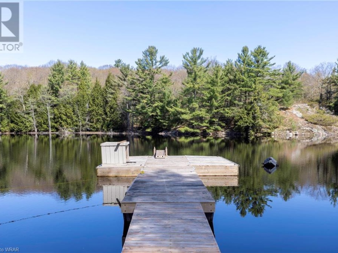 162 Iroquois Rd Road, Gibson Lake