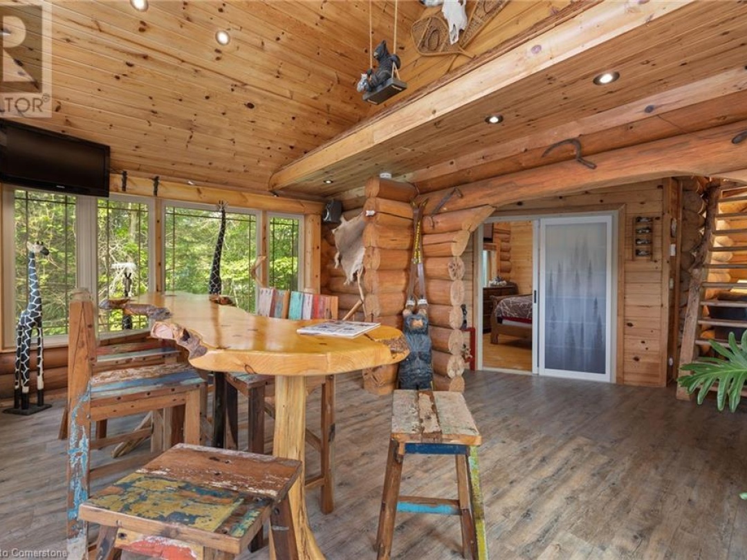 235 LOCH ERNE Road, 