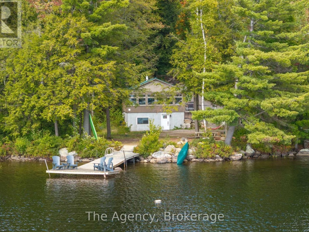 1032 LAKESHORE DRIVE S, 