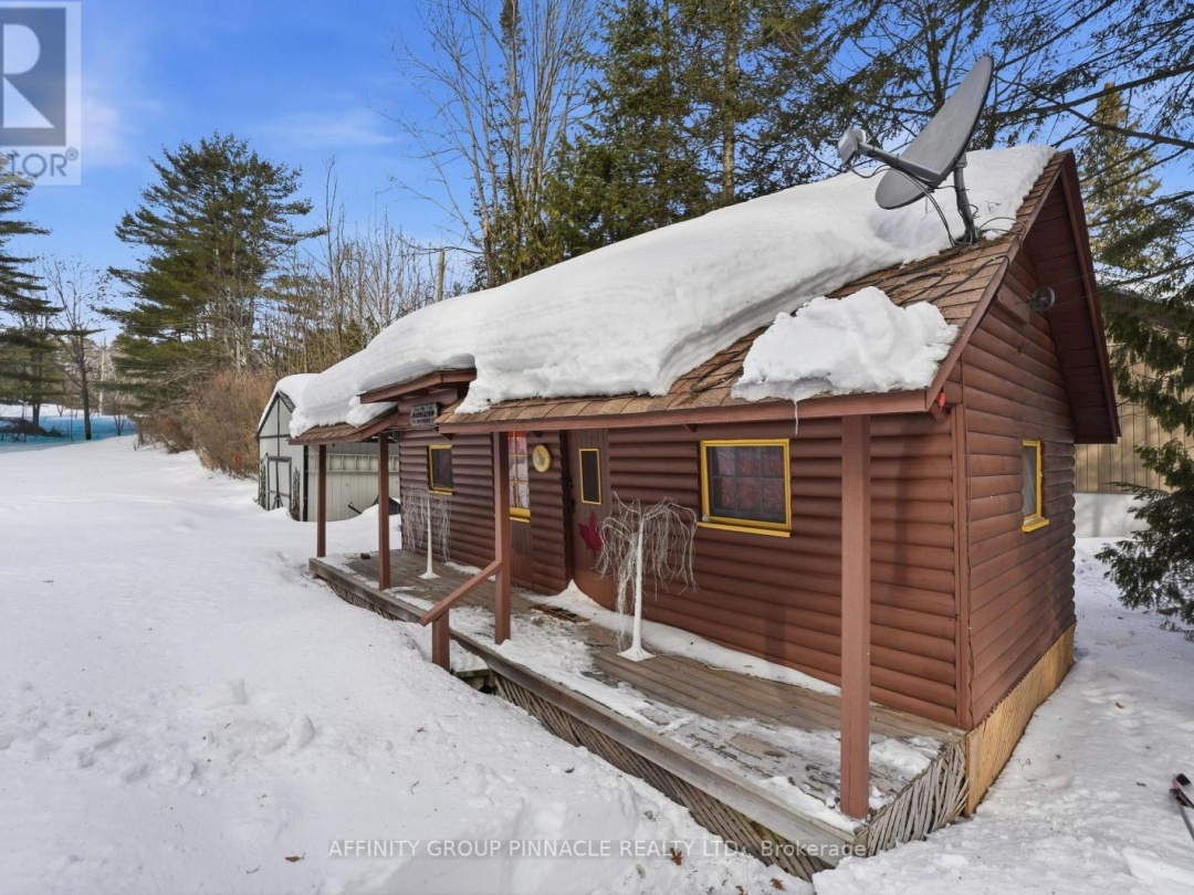 1150 MOORE LAKE ESTATES ROAD, Moore Lake