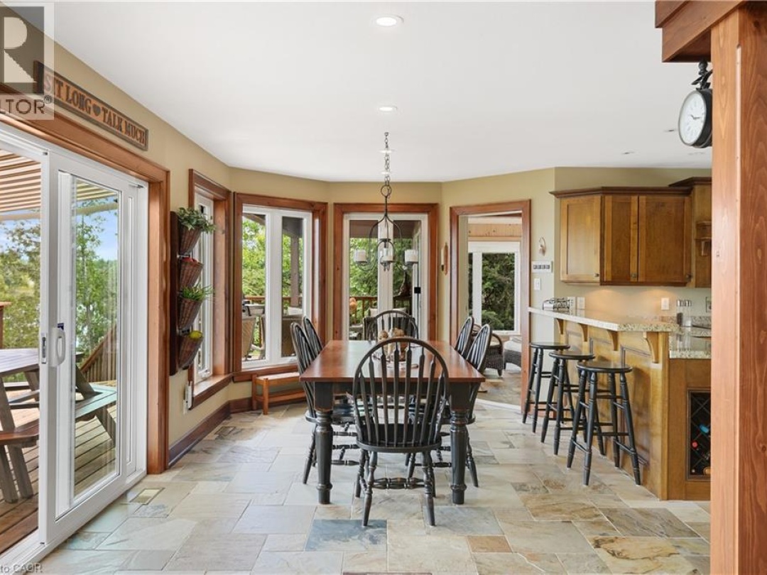 36 MANITOUWABING ESTATES Road, 