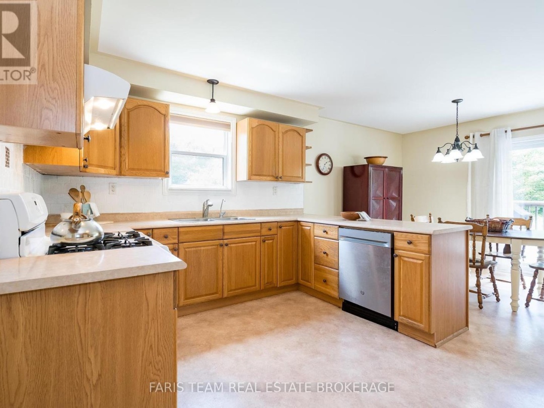 1280 MOUNT STEPHEN ROAD, 