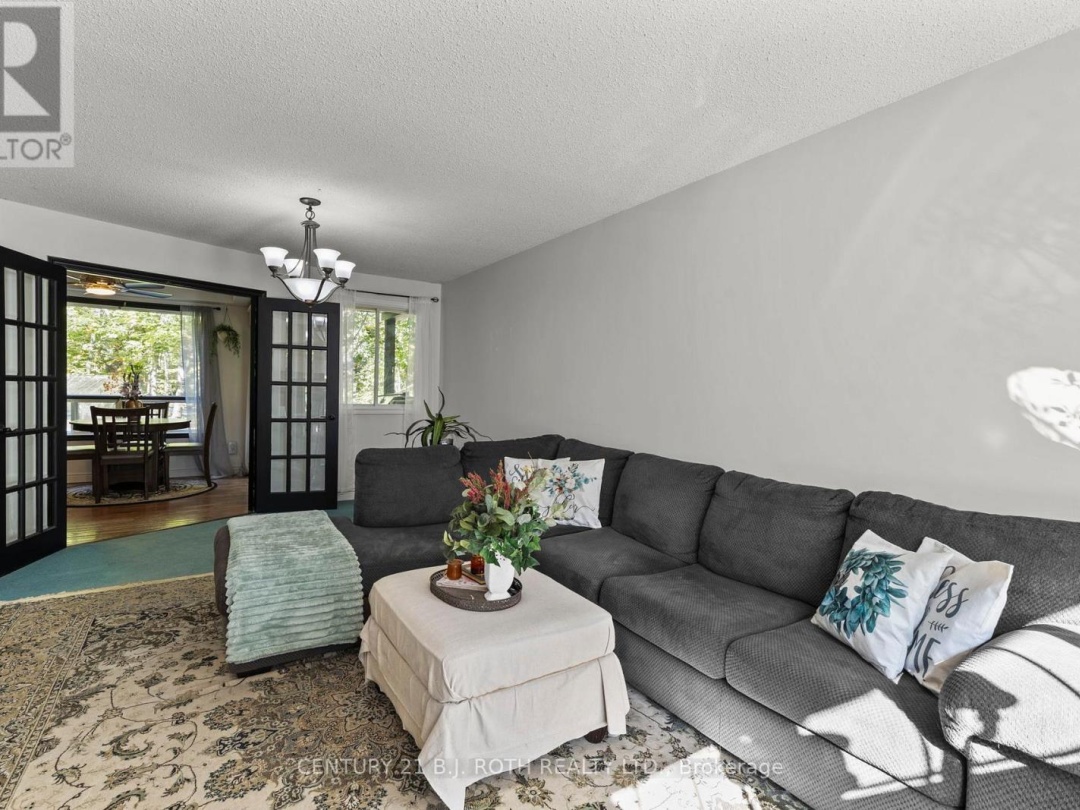 53 SLALOM DRIVE, Oro-Medonte (Moonstone)