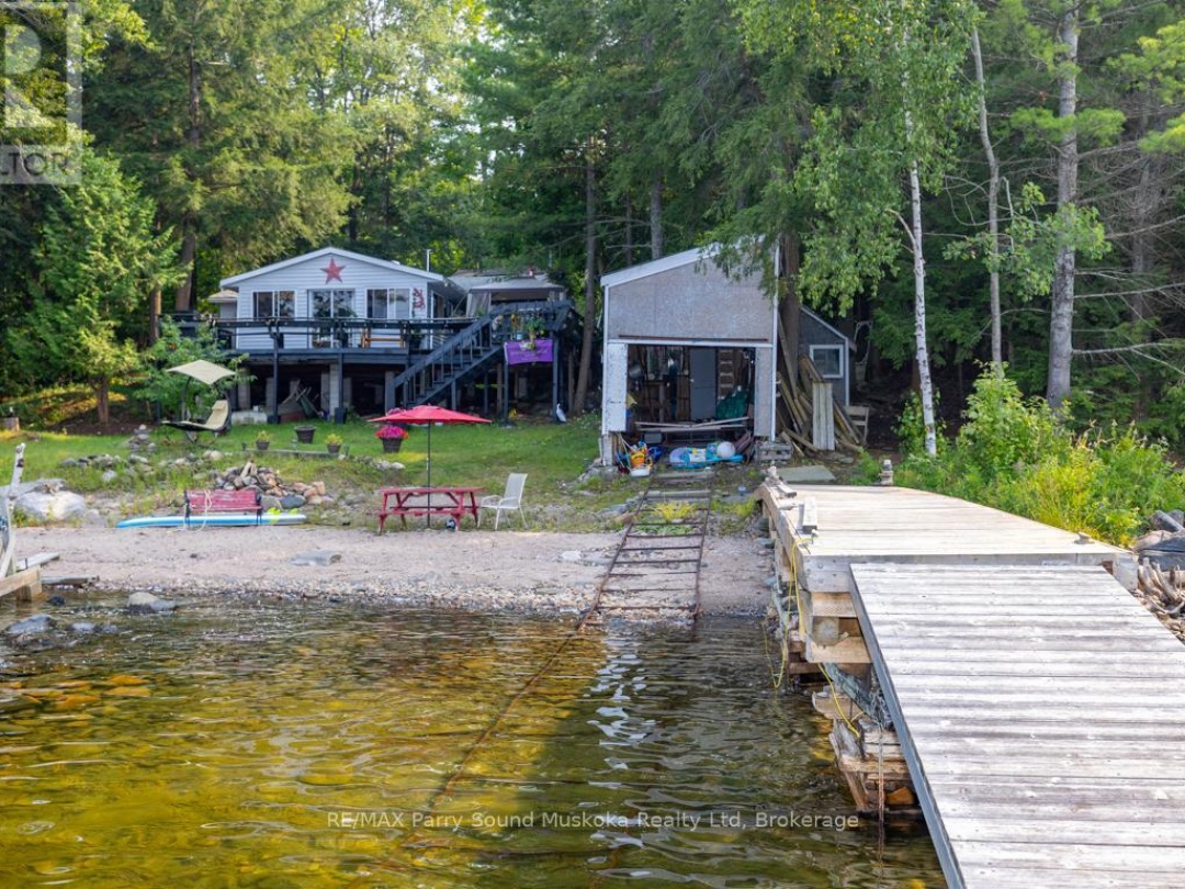 LOT 206 - 808 PARADISE LANE E, 