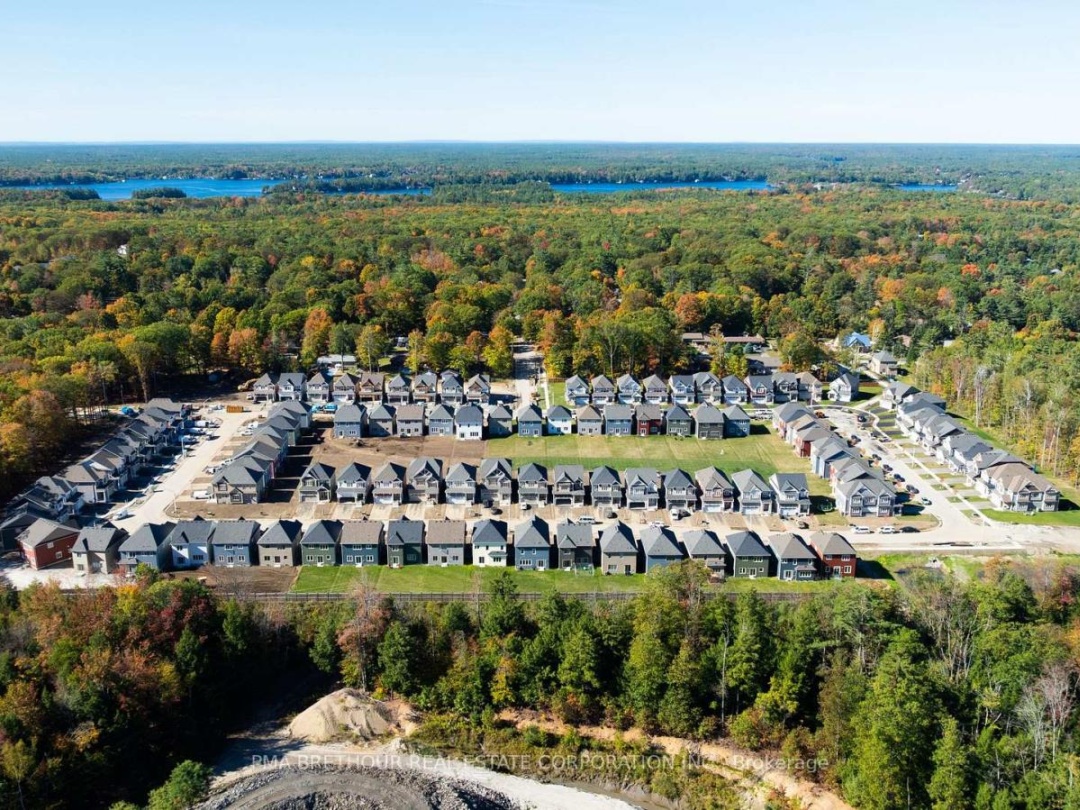 400 BEECHWOOD FOREST LANE, 